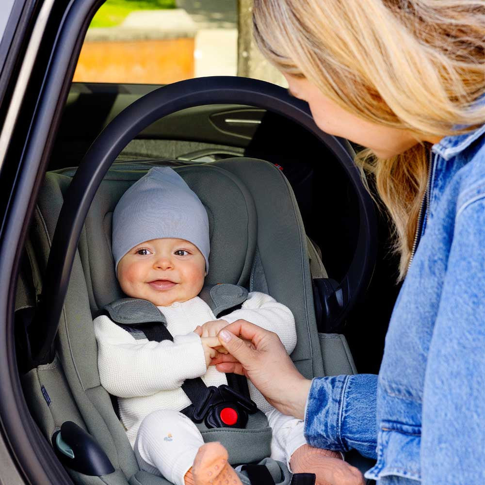 BeSafe Go Beyond 2 Infant Car Seat - Dark Sand Soft Breeze