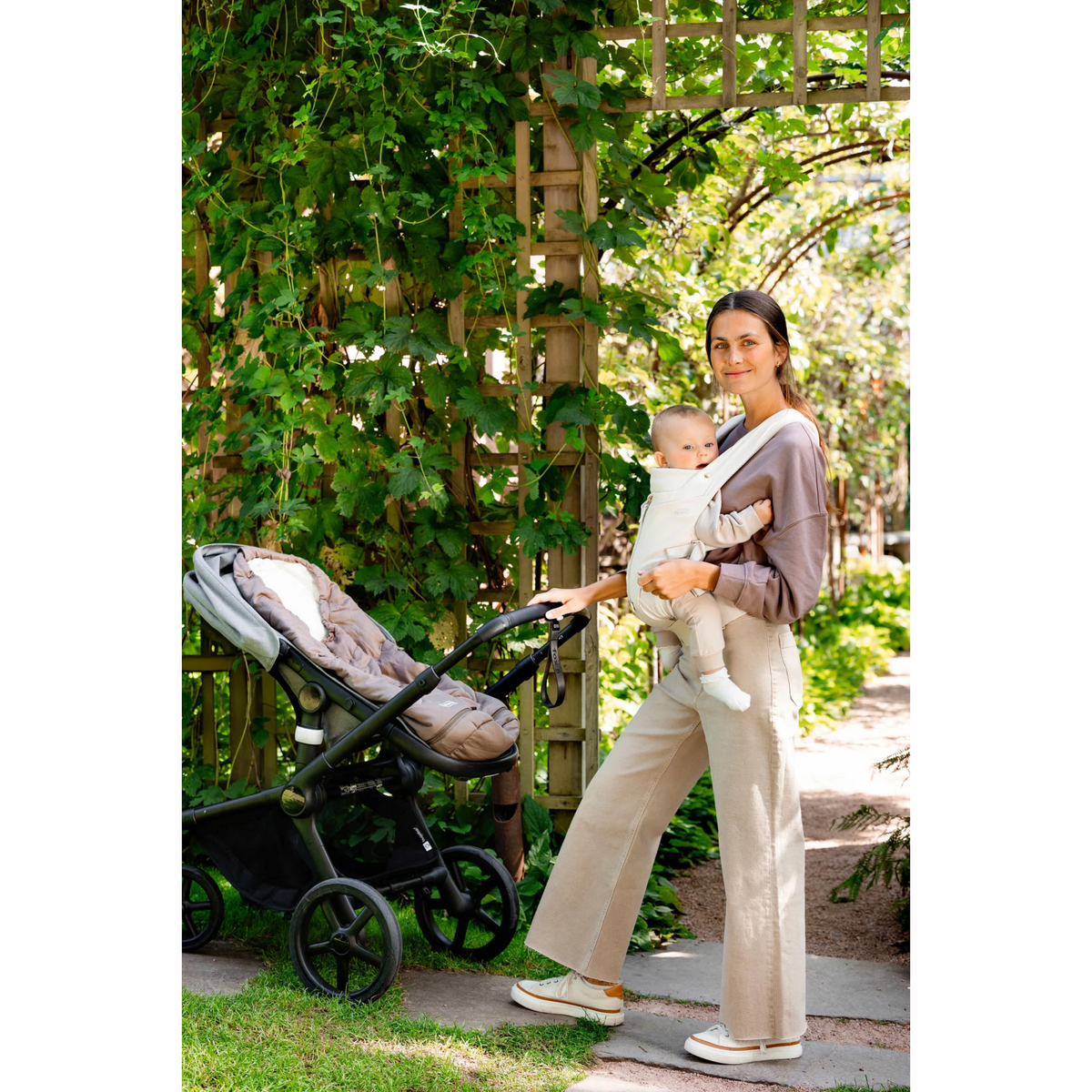 BeSafe Voksi Huddle Zip on Carrier - Cream 6