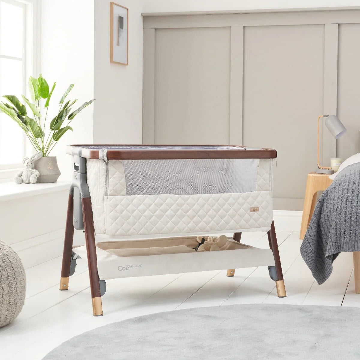 Tutti Bambini Cozee Luxe Bedside Crib - Walnut & Cream