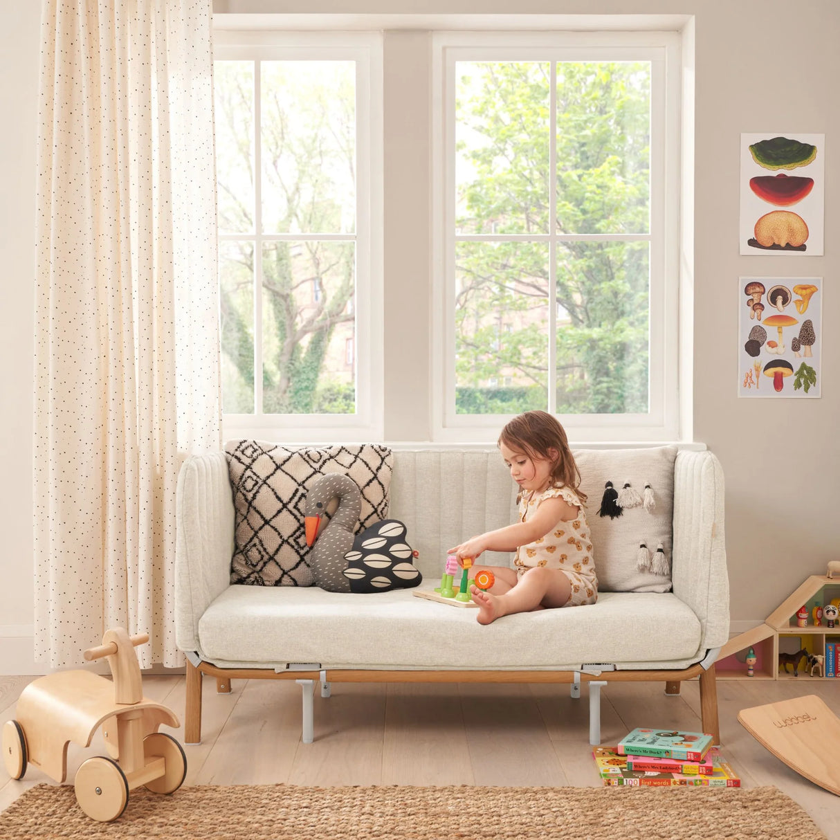 Tutti Bambini Cozee XL Complete Birth to 4 Years Bundle - Scandinavian Walnut & Ecru