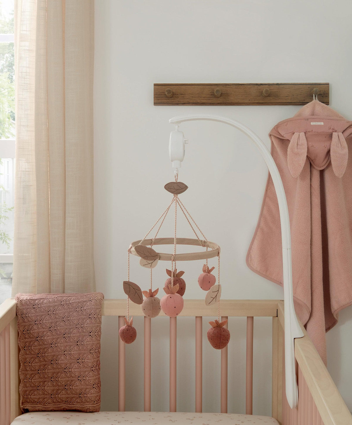 Mamas & Papas Musical Cot Mobile - Wildflower Strawberry