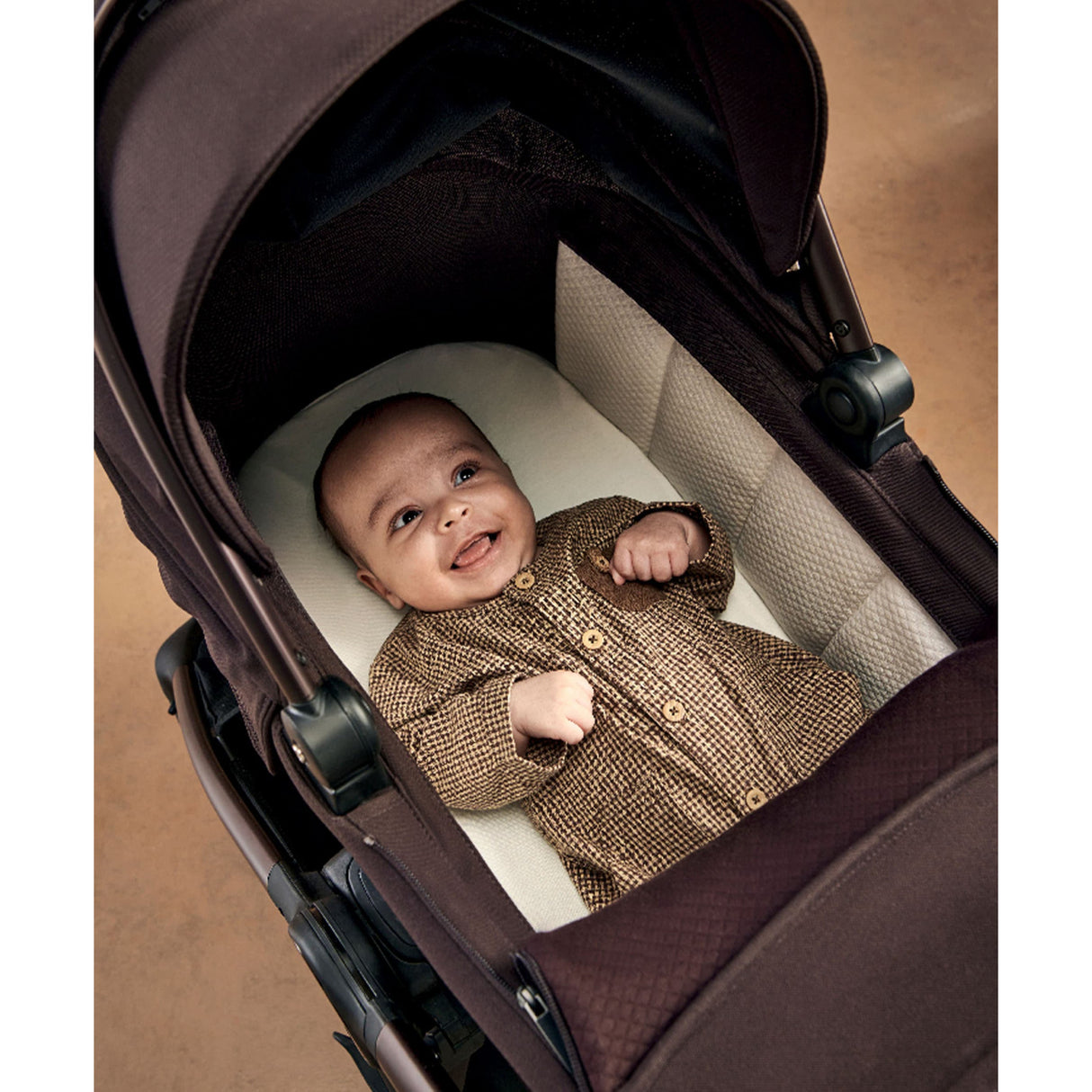 Mamas & Papas Ocarro 2 | Essential Kit  (inc Pushchair, Carrycot, Adaptors, Cupholder, Bag, Footmuff, CC Stand) - Americano 12