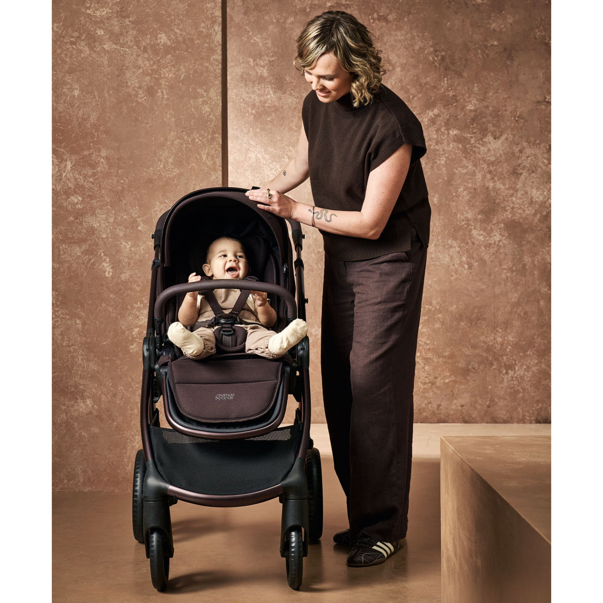 Mamas & Papas Ocarro 2 | Essential Kit  (inc Pushchair, Carrycot, Adaptors, Cupholder, Bag, Footmuff, CC Stand) - Americano 13