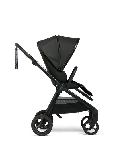 Mamas & Papas Vardo Travel System with Accessories, Maxi Cosi Pebble Pro2 and ISOFIX Base - Noir