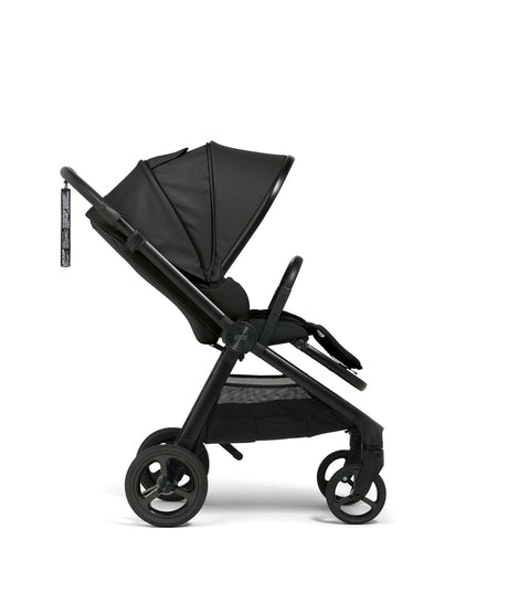 Mamas & Papas Vardo Travel System with Accessories, Maxi Cosi Pebble Pro2 and ISOFIX Base - Noir