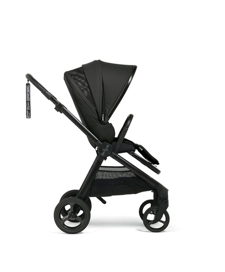 Mamas & Papas Vardo Travel System with Accessories, Maxi Cosi Pebble Pro2 and ISOFIX Base - Noir