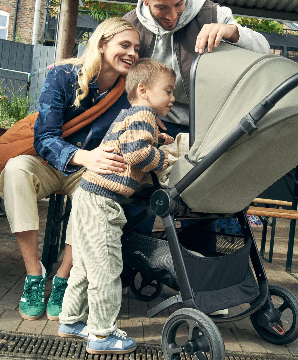 Mamas & Papas Vardo Travel System with Accessories, Cybex Cloud T and ISOFIX Base - Sage