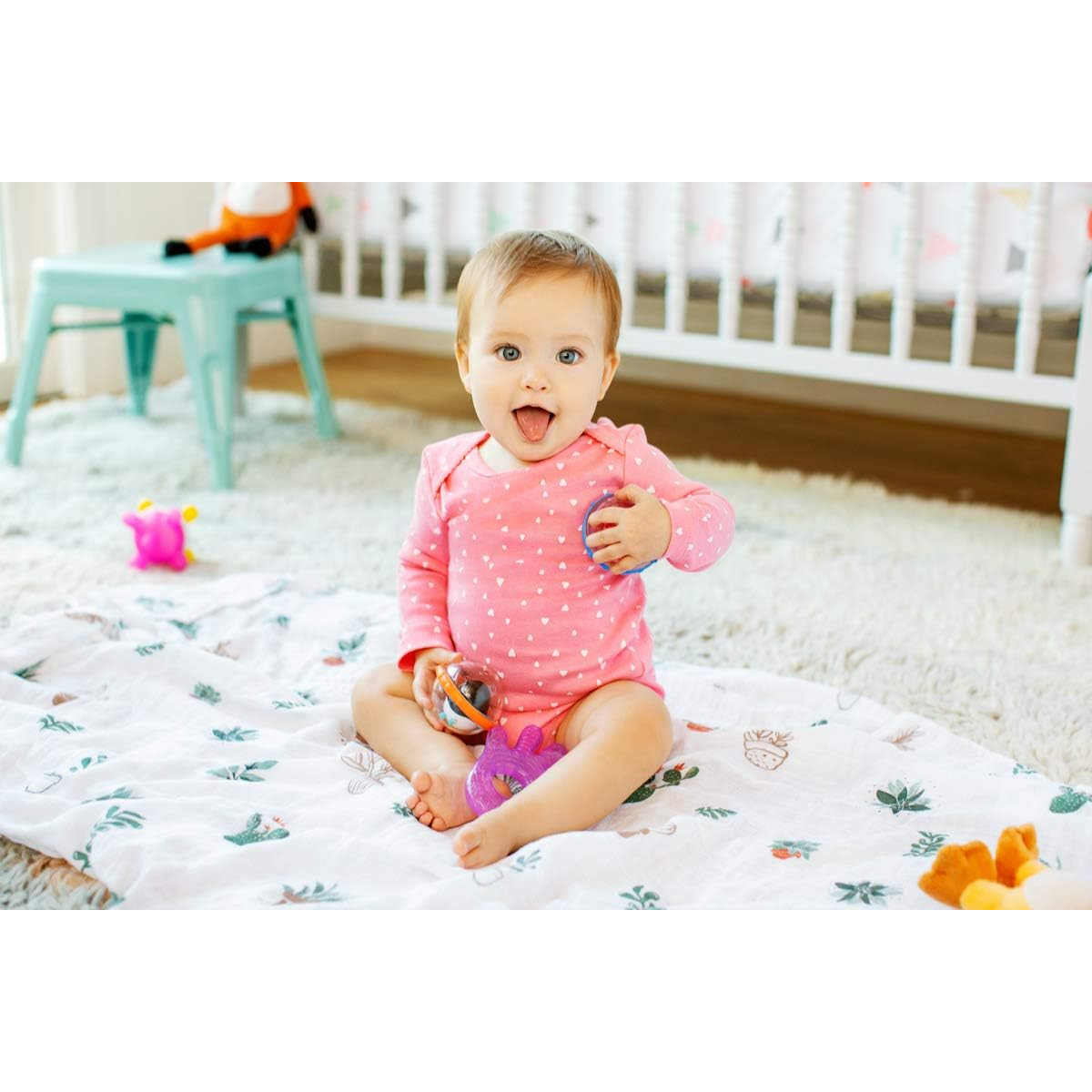 Munchkin Float & Play Bubble Balls Infant Bath Toy Rattle - 2 Pack 2