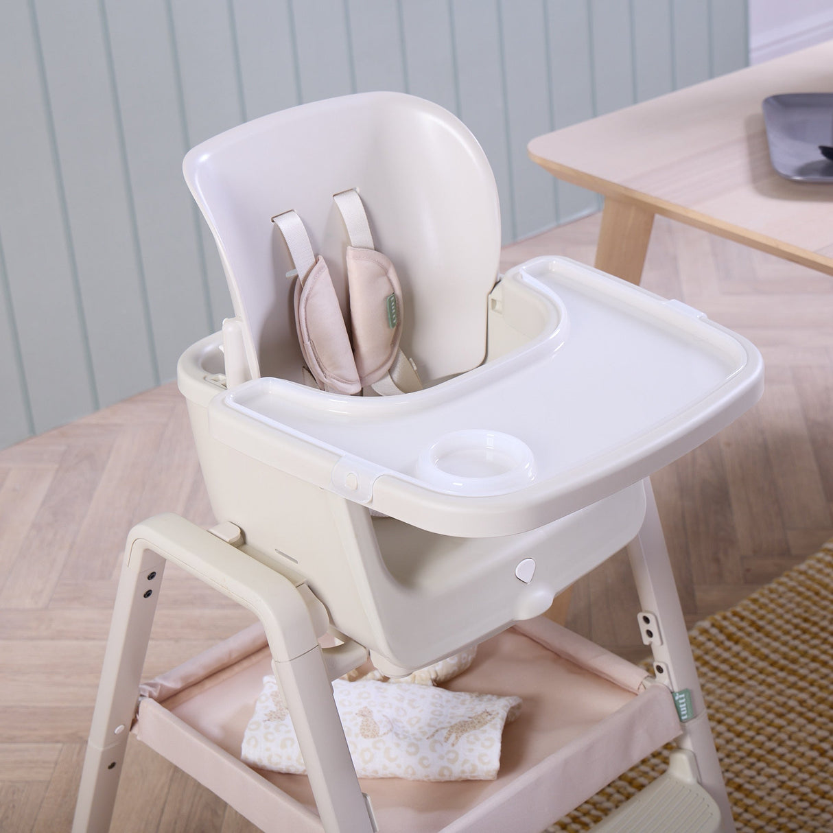 Tutti Bambini Nova Maison 7 in 1 Highchair - Parsnip