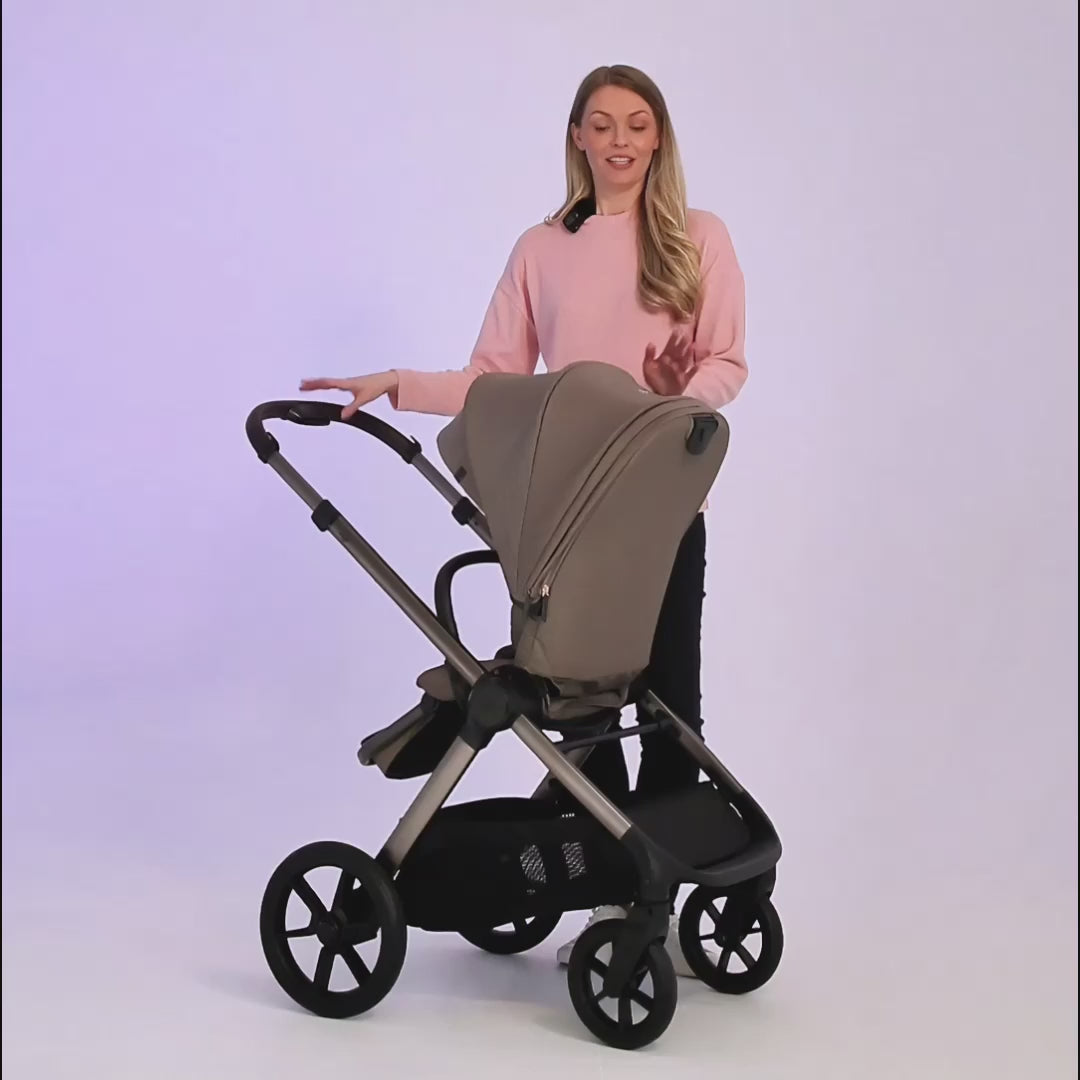 BabaBing 16 Piece Raffi Travel & Home Bundle with Spin Car Seat & ISOFIX Base - Heritage