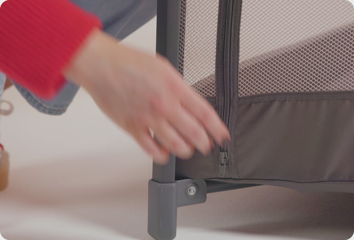Joie Amigo Travel Cot – Thunder