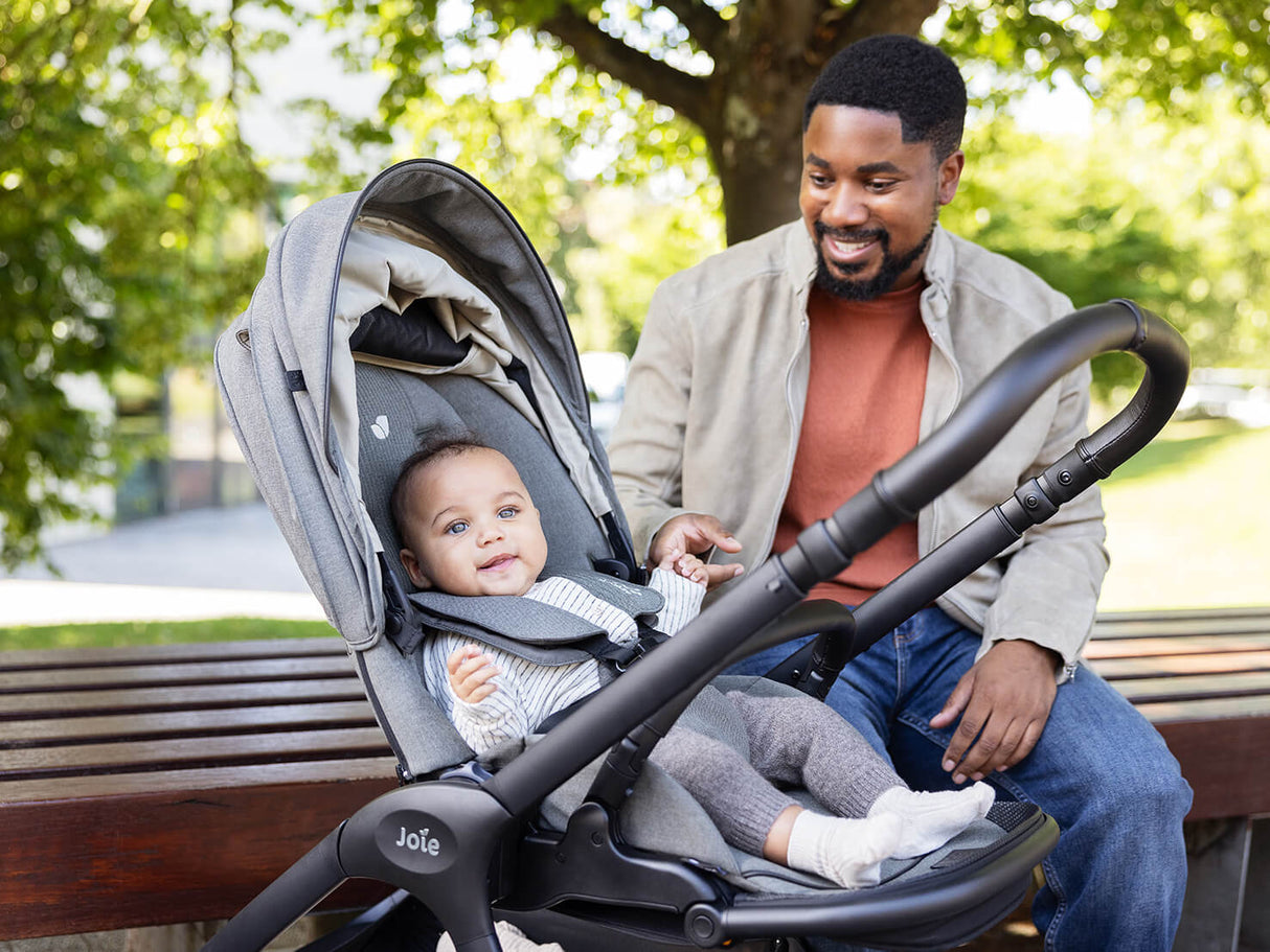 Joie Finiti Flex Travel Ready Bundle with i-Level Pro Car Seat and ISOFIX Base - Maple