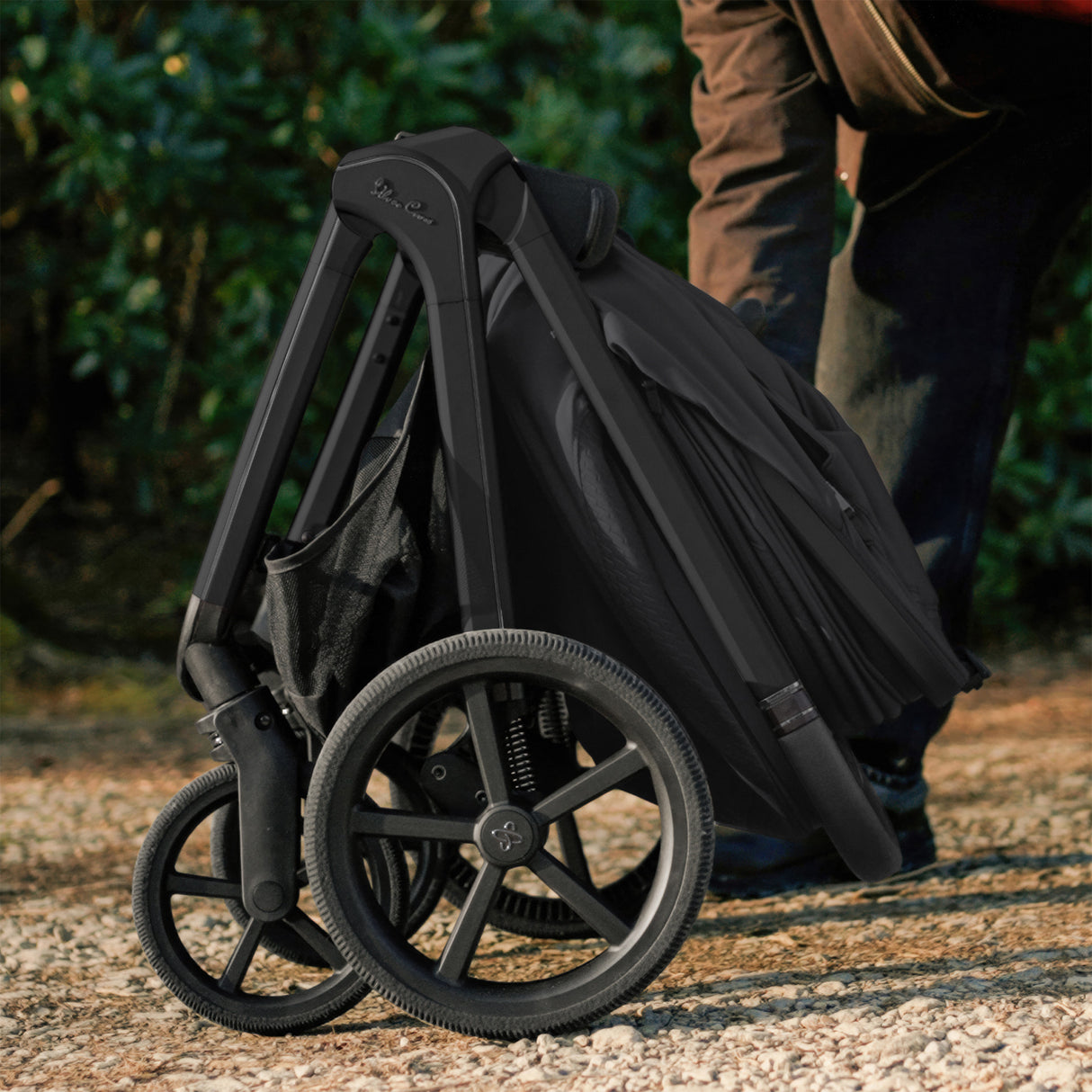 Silver Cross Cove 2 Ultimate Bundle inc Glide Car Seat & Base Plus - Onyx 8