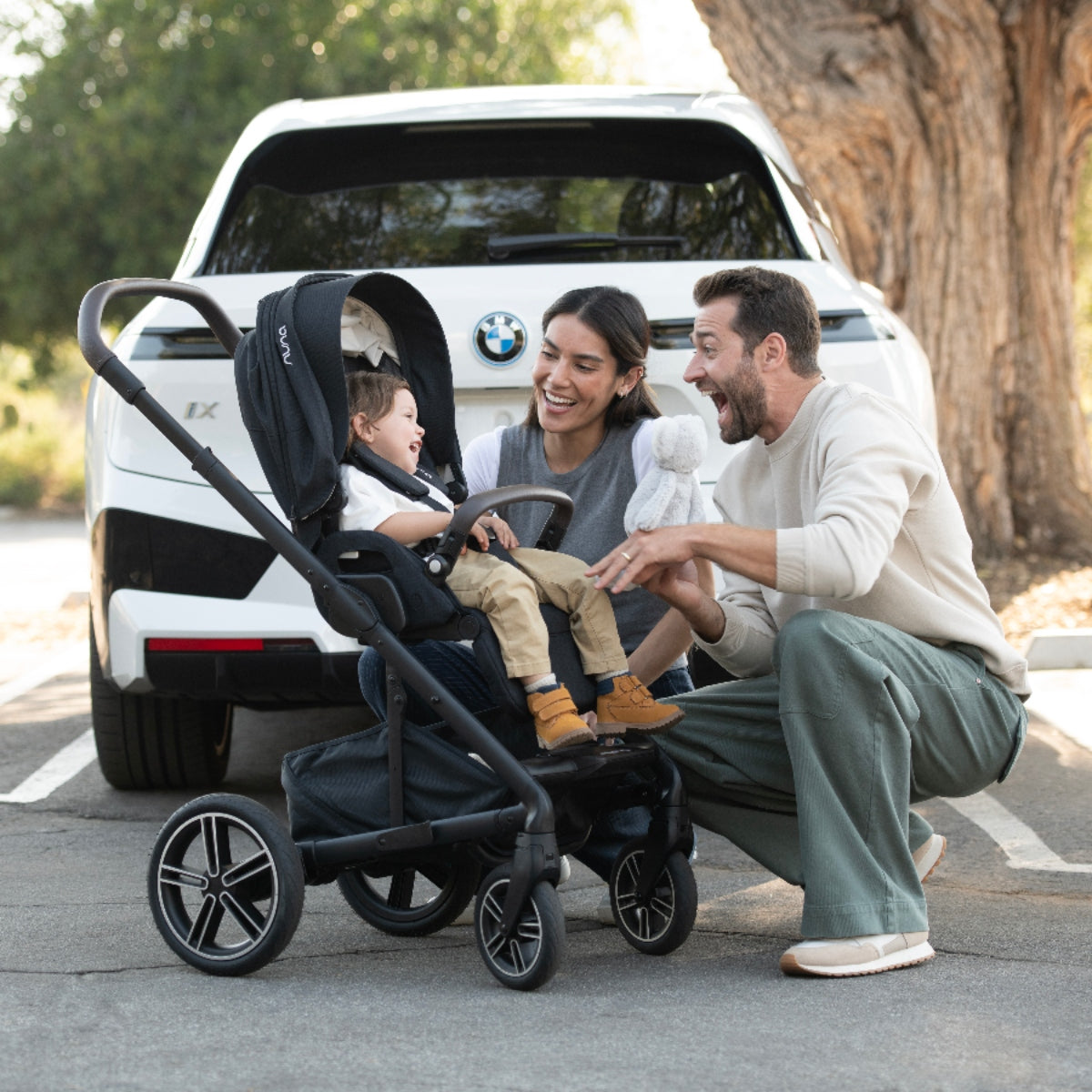 Nuna Mixx Next Travel System with ARRA Flex Car Seat, Curv ISOFIX Base & Stand - Caviar