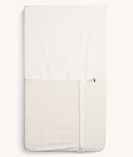 ergoPouch Organic Crib All Year/Winter HugMe Blanket | 1.0-2.5 Tog - Caramel Grid