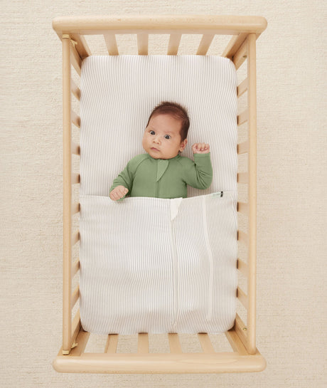 ergoPouch Organic Crib All Year/Winter HugMe Blanket | 1.0-2.5 Tog - Midnight Stripe