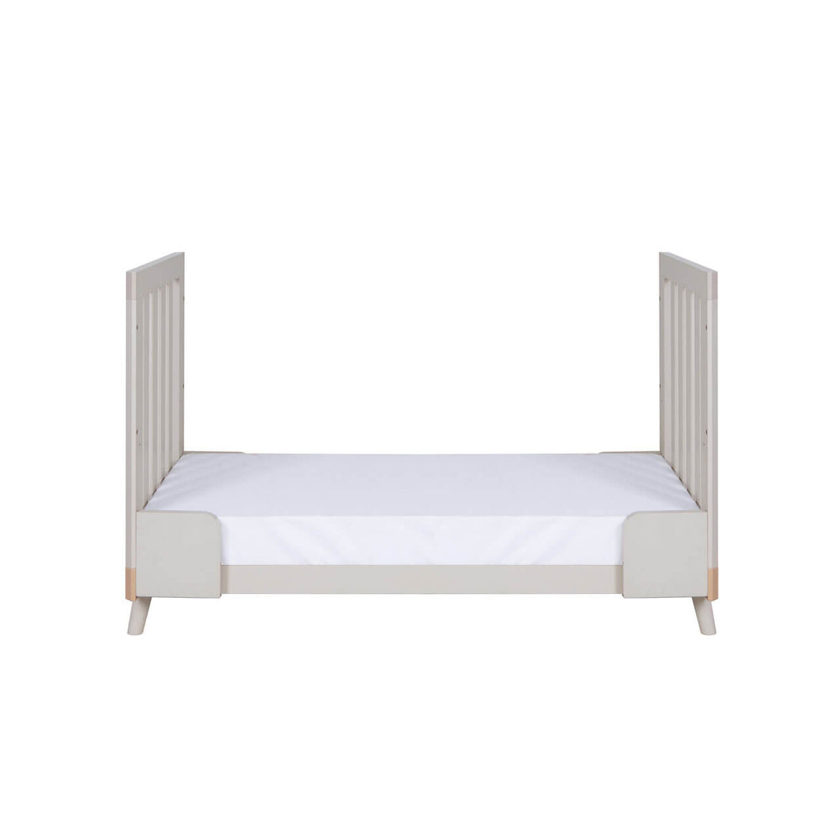 Tutti Bambini Hygge Mini Cot Bed - Light Oak/White Sand